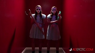 Ho Hunters – Fucking Ghost Twins Joey And Sami