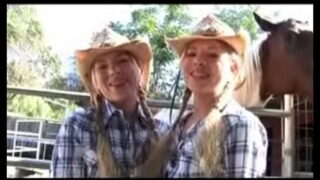 Сексуальные моменты техасских близнецов